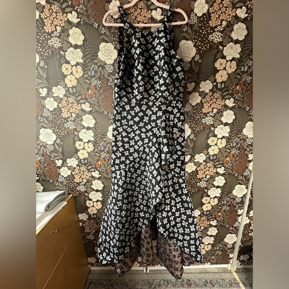 ML Monique Lhuillier Sleeveless Floral Gown size 8 - Picture 10 of 10